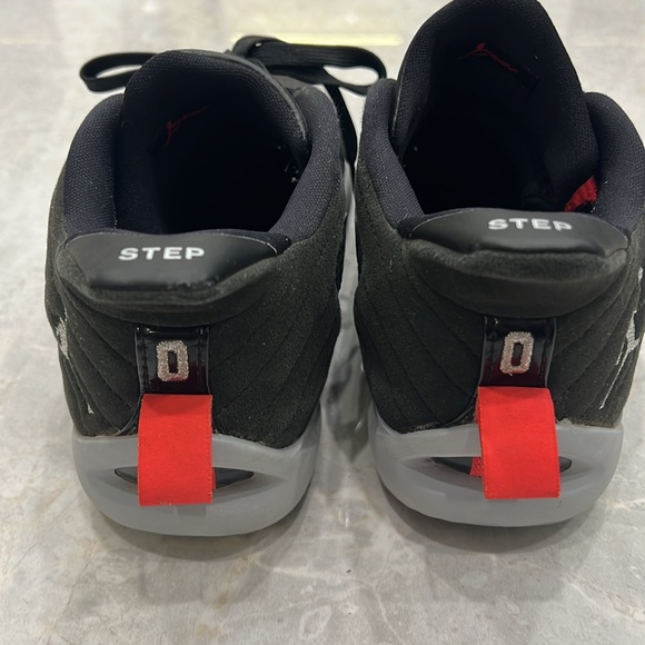 Indoor JT Basketball Shoes - Size 7Y - Picture 7 of 8